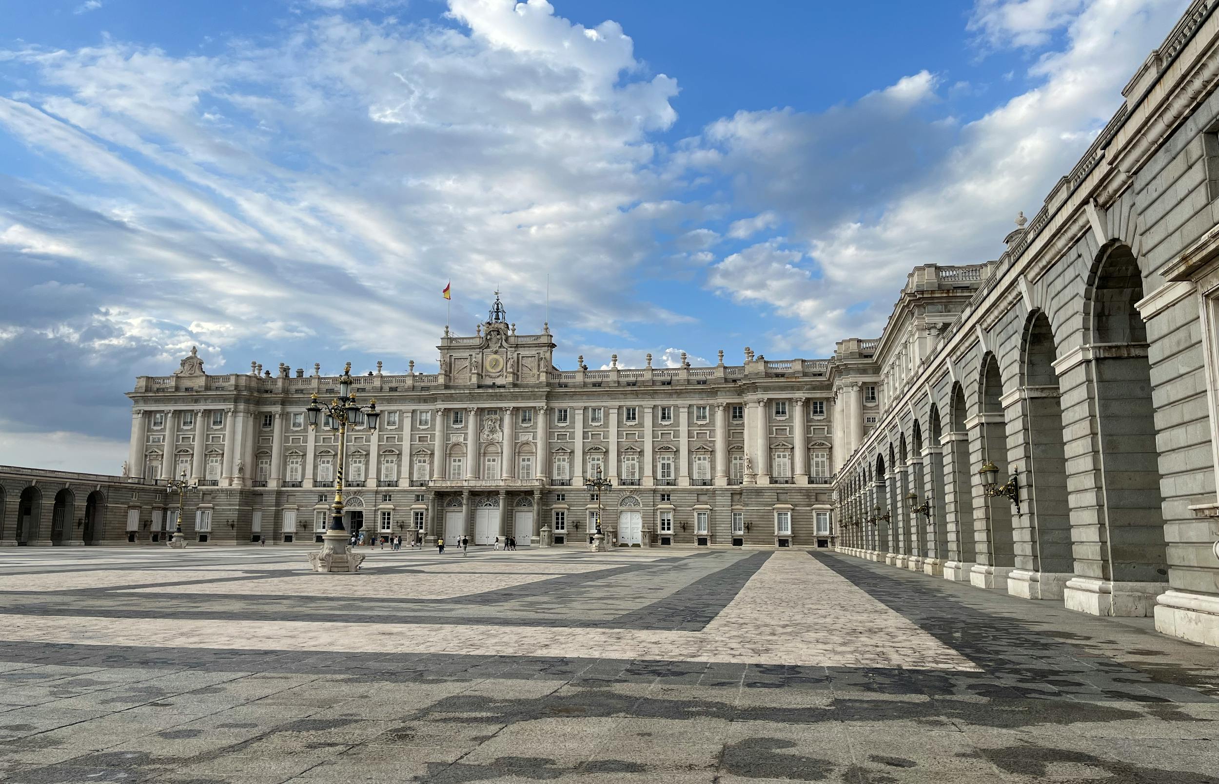 نصائح مفيدة لـ مدريد