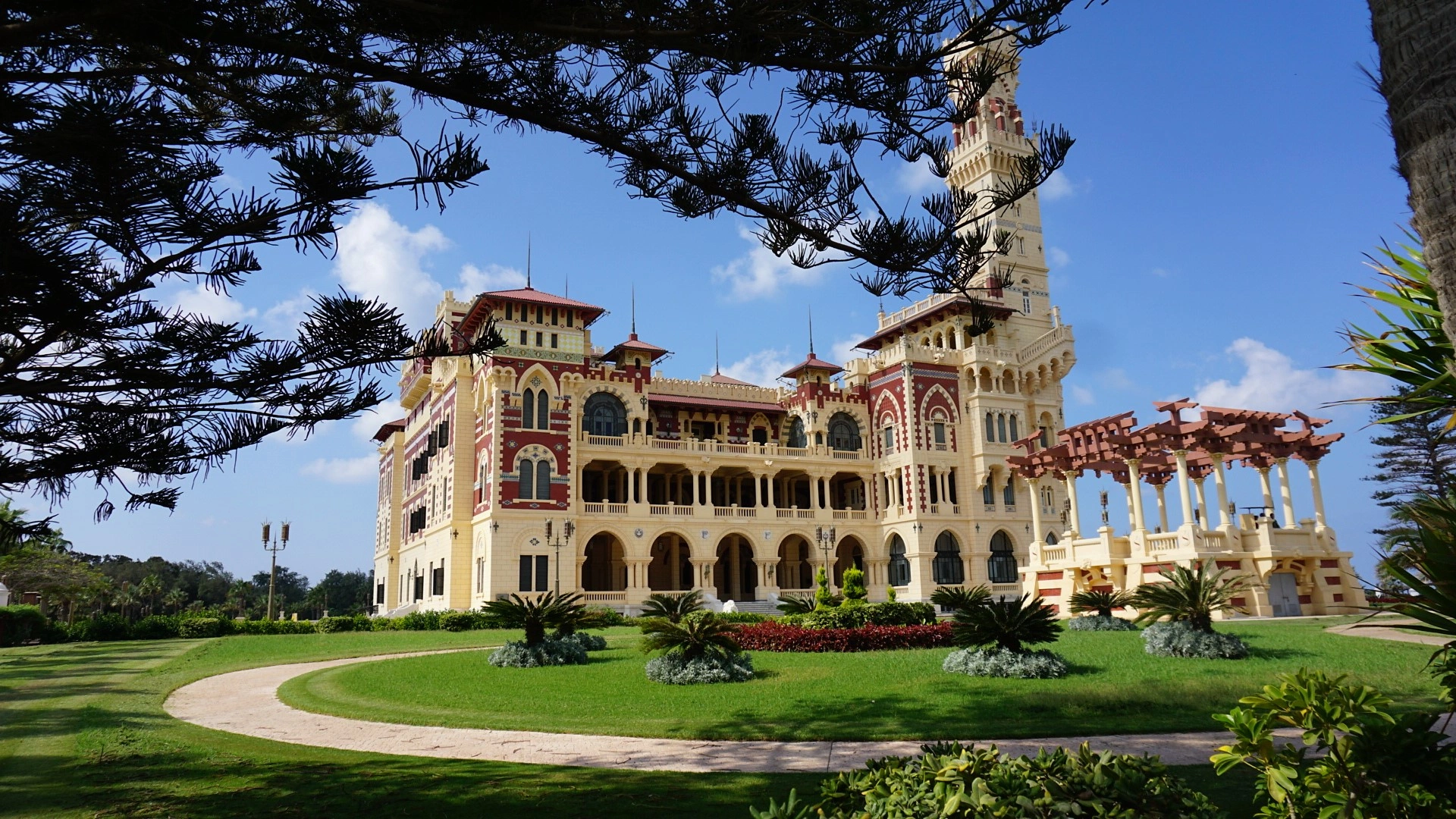 Palace Gardens