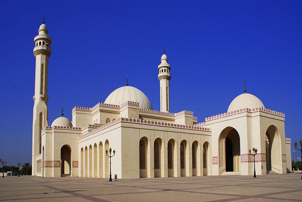 Al Fateh Grand Mosque in Bahrain