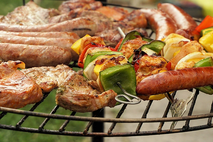 Grilled meats with vegs