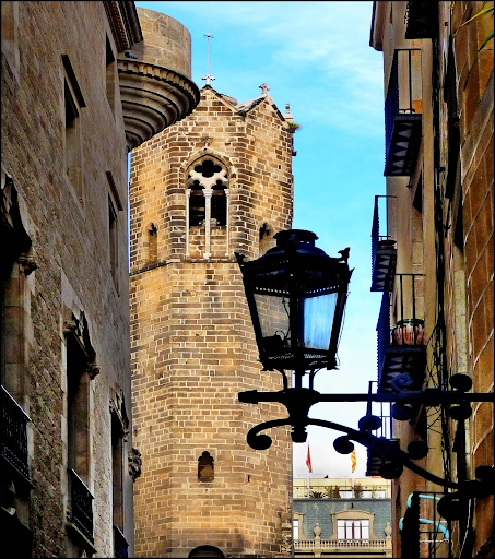 Wander Gothic Quarter by Night, Barcelona