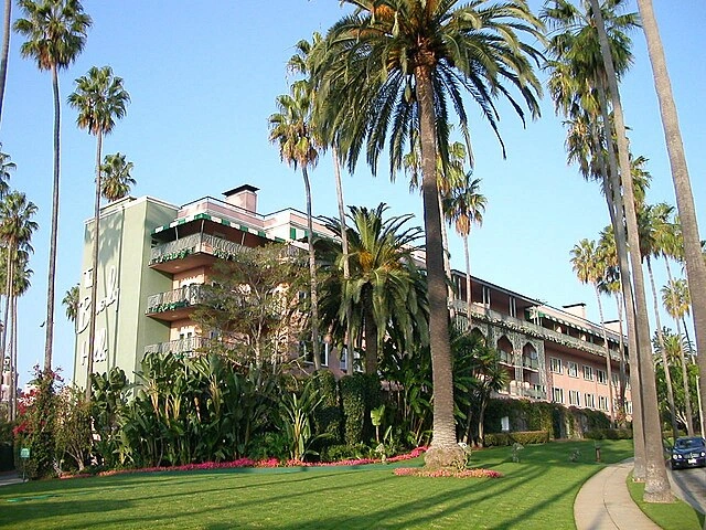 The Beverly Hills Hotel is one of ten icomic hotels