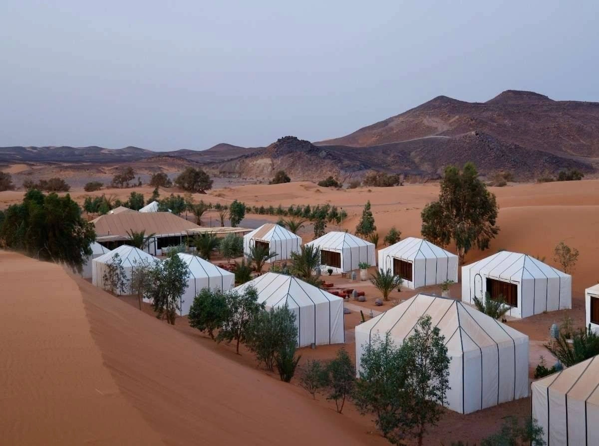 Luxurious tent at Abu Dhabi desert