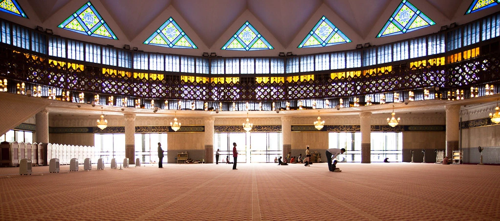 أجمل وجهات السفر في رمضان والعيد للعام ٢٠٢٥- دليلك الوافي لأفضل الوجهات السياحية العالمية لعطلة مميزة!