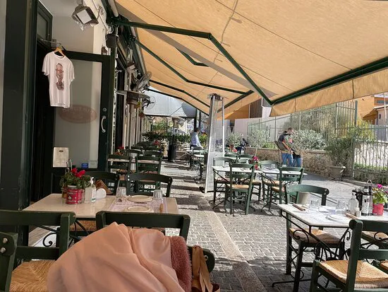 Dia Tauta Restaurant