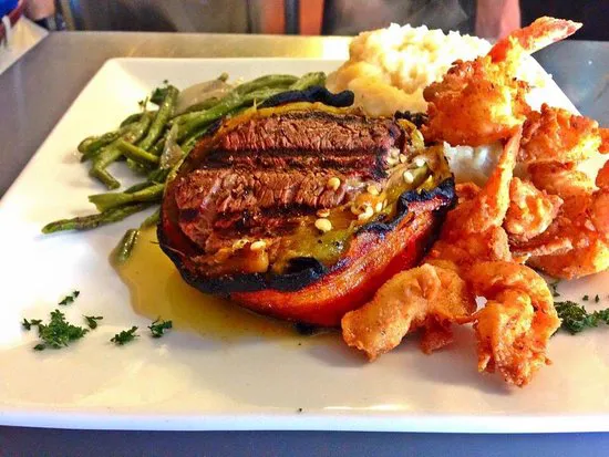 مطعم Angry Marlin وبار Coolwater