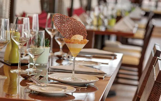 مطعم بابيلون، أكرا - غانا