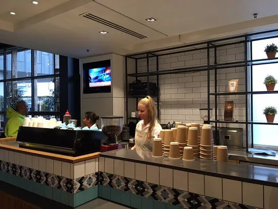 بار ومقهى ترومبل