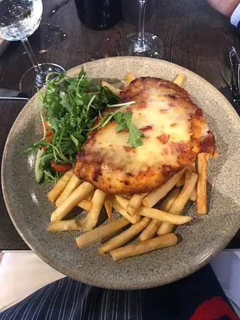 بار ومقهى ترومبل