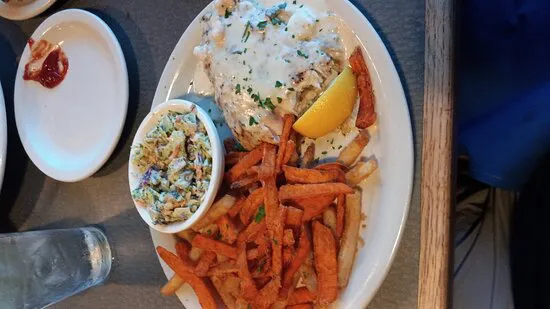 Railroad Seafood Station & Brewing Co.