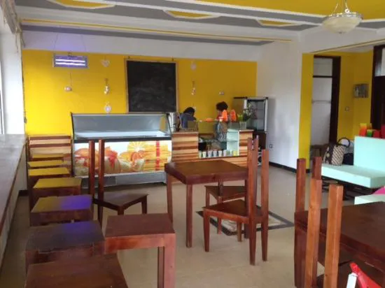 فنليشس ايس كريم، أديس أبابا