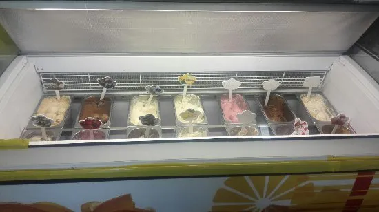 فنليشس ايس كريم، أديس أبابا