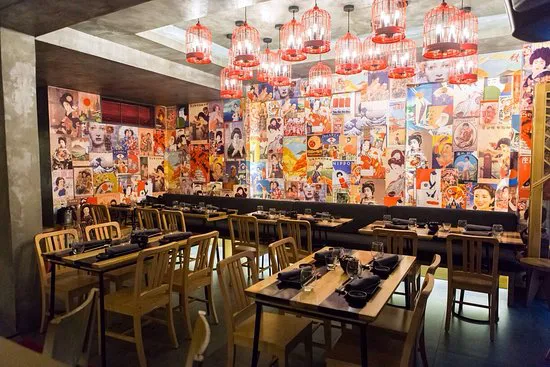 مطعم إيزاكايا، أثينا