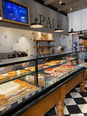 مطعم ومخبز بول