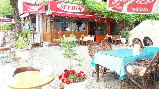 مطعم سيفديم تافسيرين، فتحية