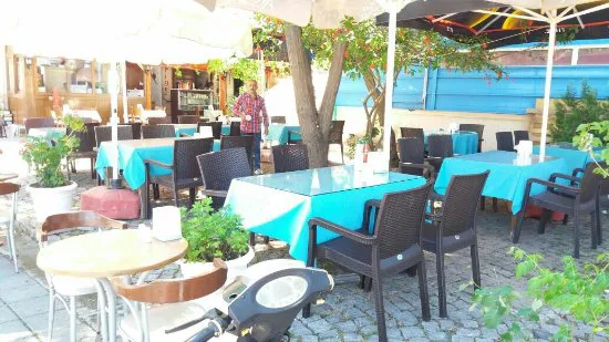 مطعم سيفديم تافسيرين، فتحية