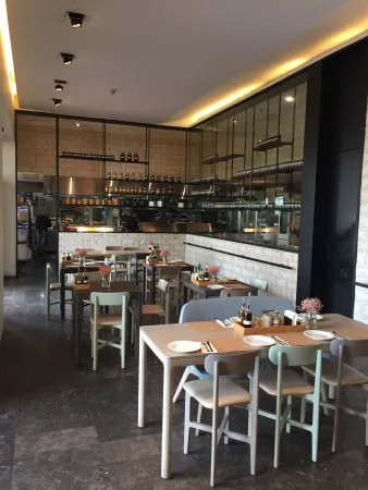 بيكر آند سبايس - سوق الشرق