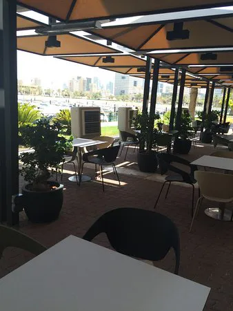 بيكر آند سبايس - سوق الشرق