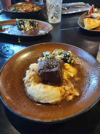 The Toothsome Chocolate Emporium & Savory وليمة المطبخ