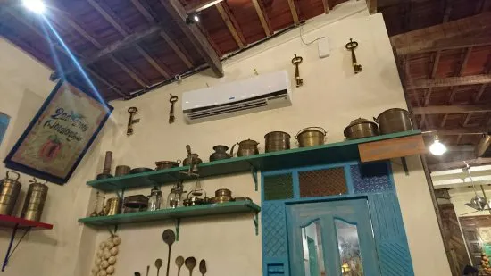 أدامينتي شاياكادا