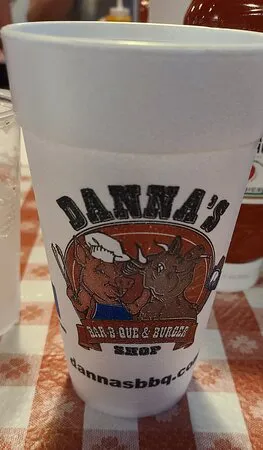 متجر دانا للشواء والبرغر