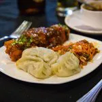 مطعم أكا ساكا، نيودلهي