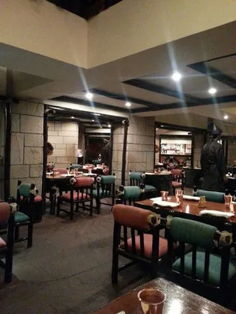 مطعم سمرقند، مسقط