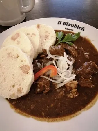 مطعم أو جلوبيكسو، براغ