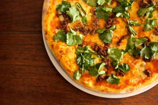 مطعم البيتزا النار والجليد