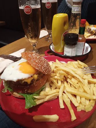 مطعم تالهو برجر، لشبونة