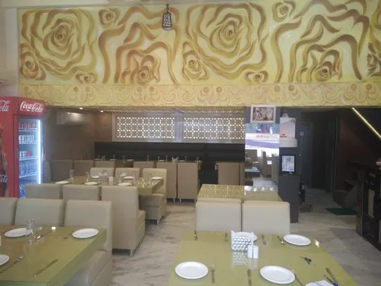 مطعم الخضر ومقهى الأعشاب