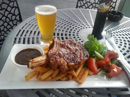 الكلب والبطة