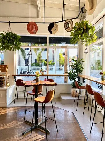 The Green Pineapple Wellness Cafe