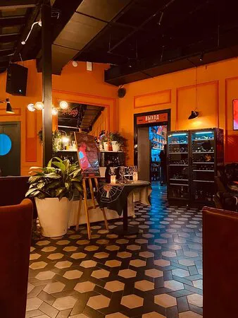 مطعم استيك ات ايزي، موسكو