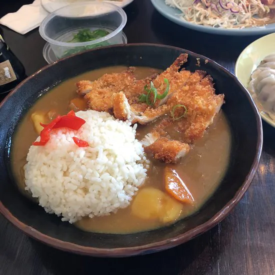 بلدي السوشي اليابانية مقهى