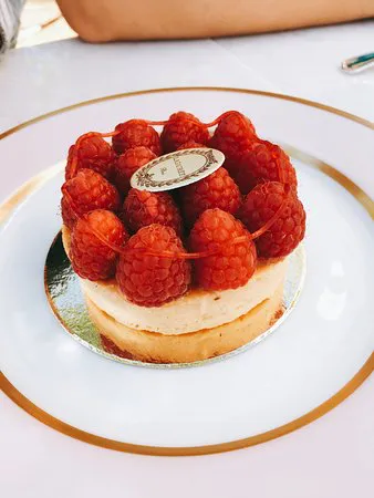 Laduree The Grove