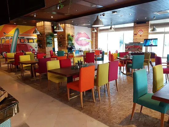 Santa Monica Breakfast Club Doha