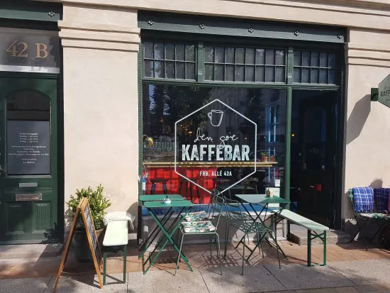 مطعم دن جوي كافيبار