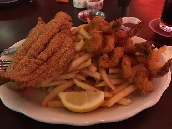 مطعم باباديوكس للمأكولات البحرية