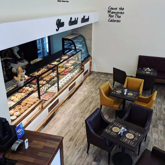 مطعم ومخبوزات أورينتال، أكرا - غانا