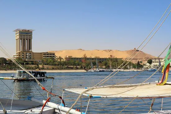 مقهى أسوان مون