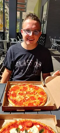 بيتزا بلايز