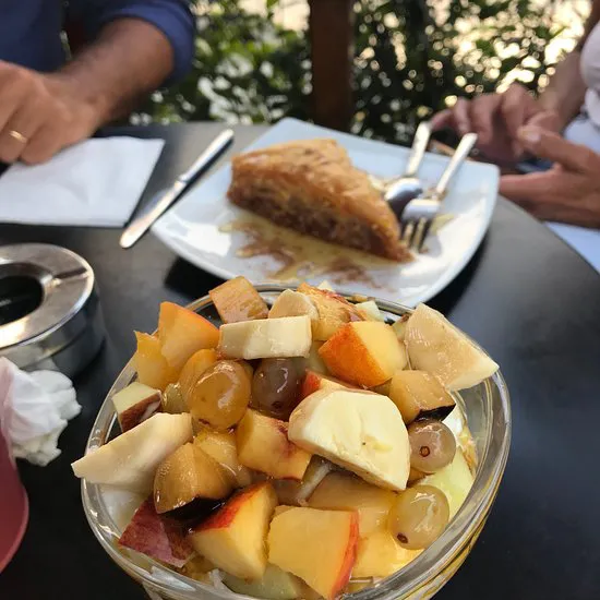 مطعم كافينداكي، أثينا