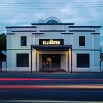 ذا إلينغتون