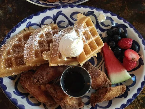 Piggy's Kitchen & Bar