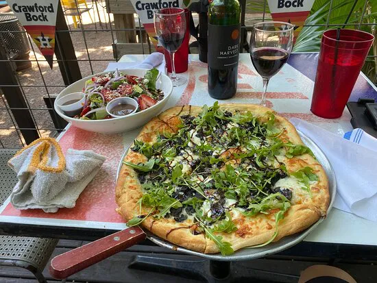 Piggy's Kitchen & Bar