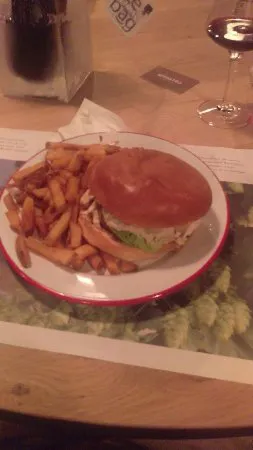 Beerstro Taverne Moderne