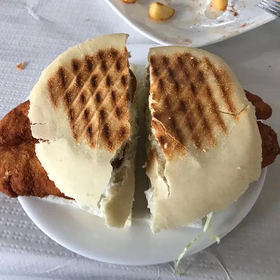 هامبورجويسيريا مالقة نورتي