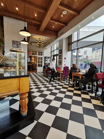 Paul Cairo Festival City