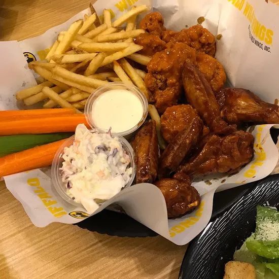 بافالو وايلد وينجز، مسقط